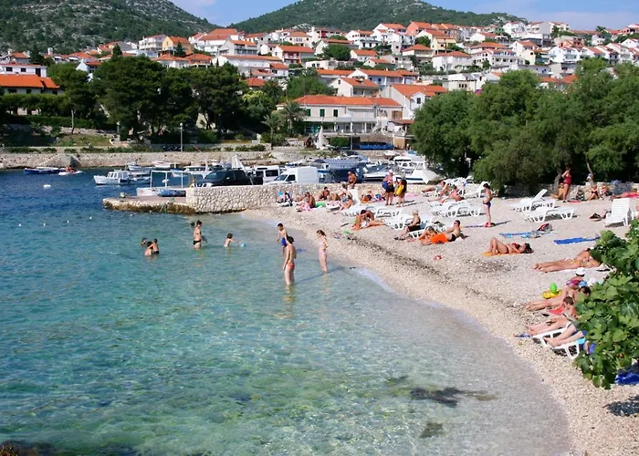 Apartamento With Wifi Hvar - 11630 *